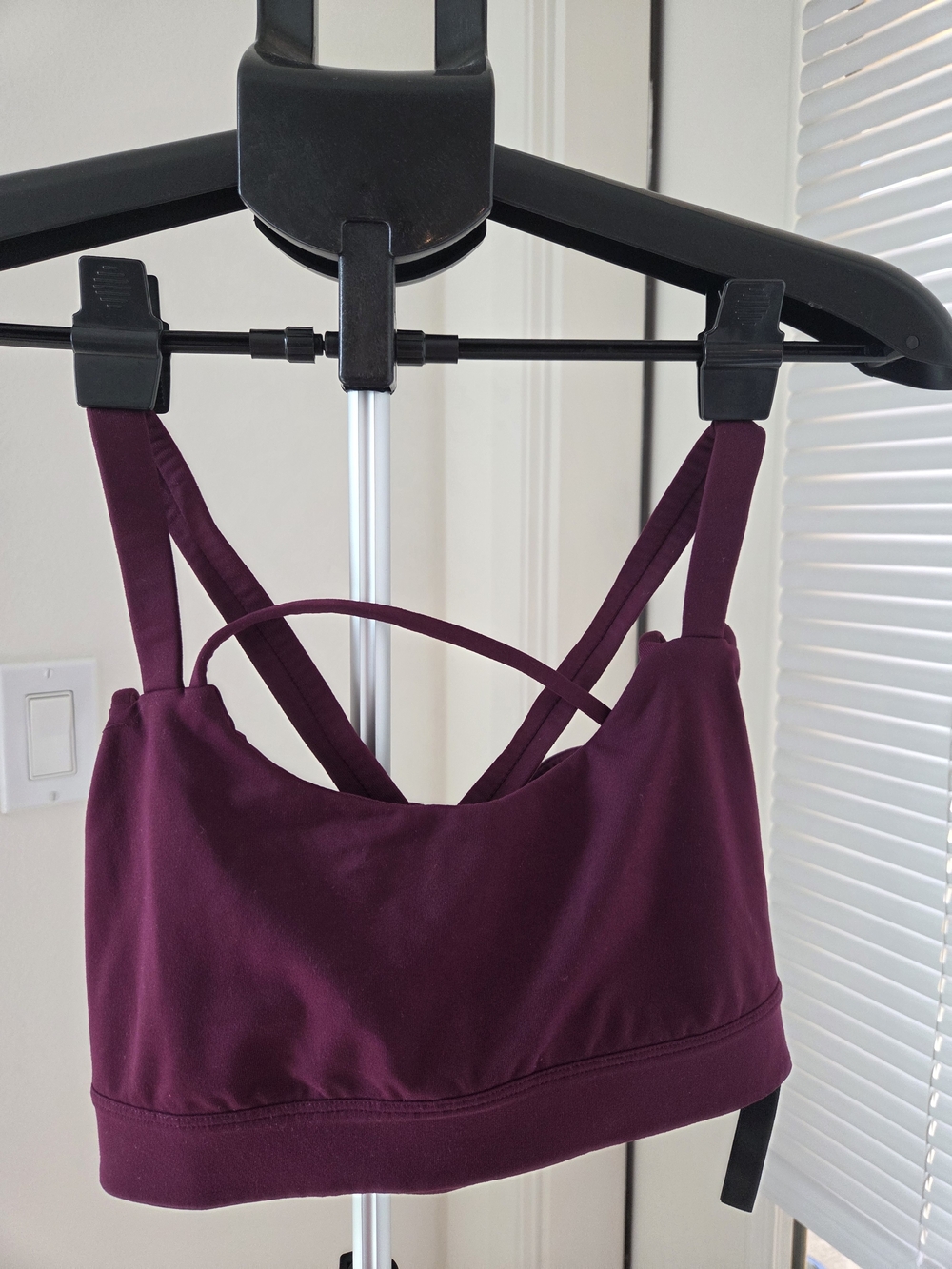 Women's Victoria Sport Burgundy Strappy Bralette Sportbra - Size Xs